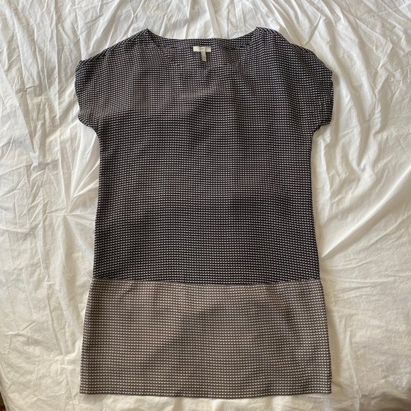 Joie Dresses & Skirts - Joie silk tunic dress - size S